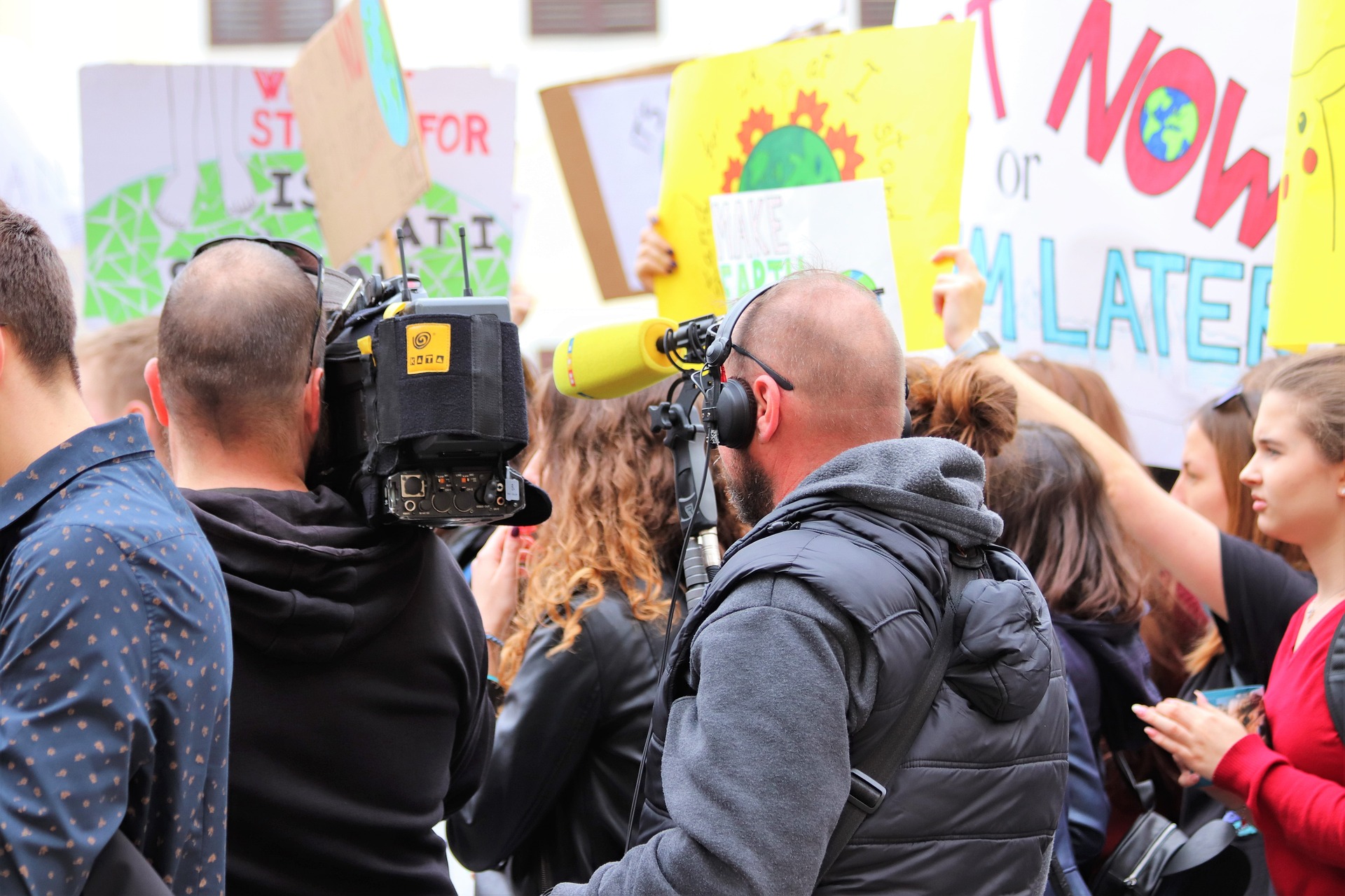 CERSTE - CENTRE EUROPÉEN DES RECHERCHES SOCIO-ÉCONOMIQUES, TECHNOLOGIQUES ET ENVIRONNEMENTALES
